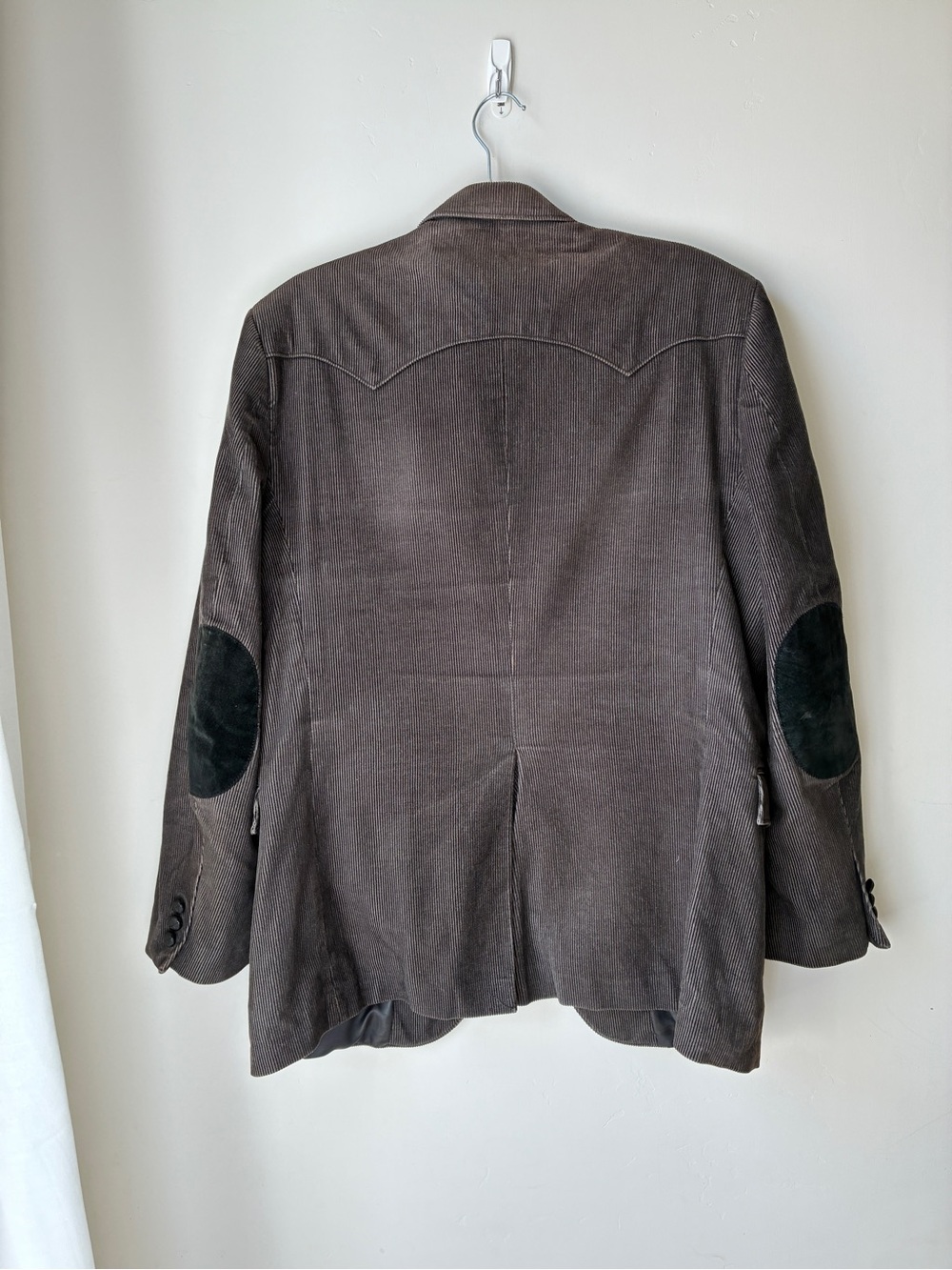 Men's Dark Brown Corduroy Sport Coat - Tailored Single-Breasted Blazer - Picture 5 of 7